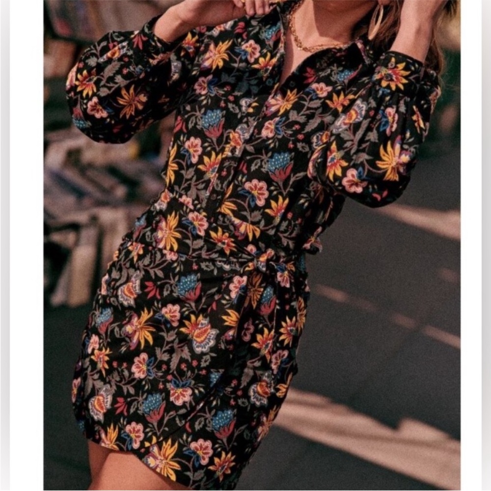 Sezane Jamy Colorful Floral Print Wrap Dress Size Medium 8 Spring Fall - Picture 3 of 6